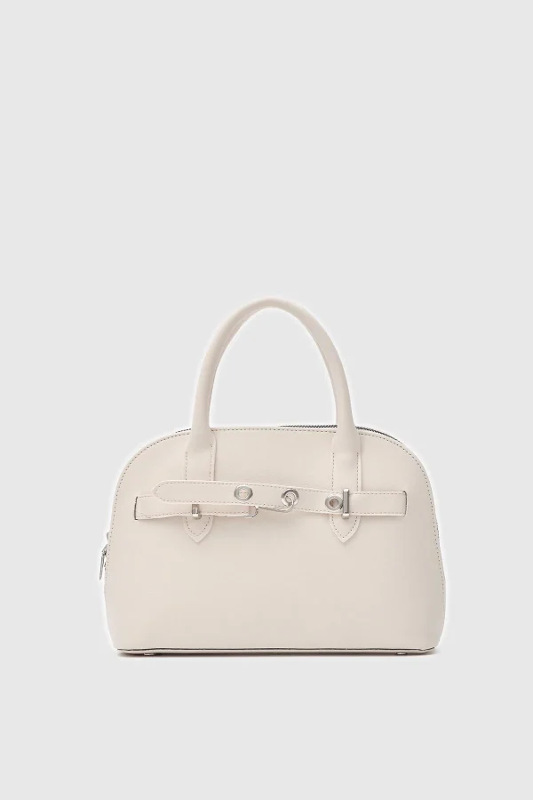 Elegant Cream Handbag
